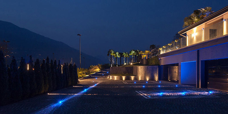 tachas-solares-led